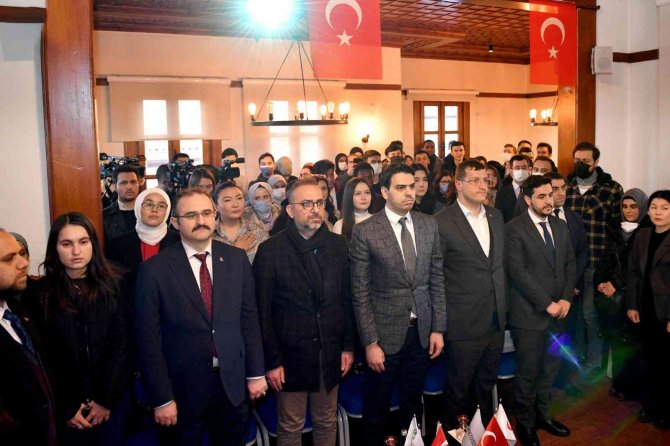 Uluslararası Öğrencilerden “18 Mart Çanakkale Zaferi Ve Şehitleri Anma Günü” Programı