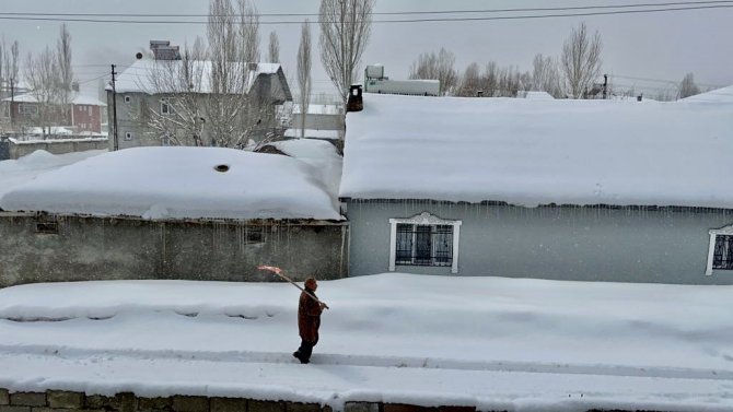 Ağrı İlkbaharda Yeniden Beyaza Büründü