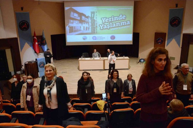 Aü Öğretim Üyesi Çetinkaya : “Doğal Alanda Yaşayan İnsanların Beyninde Yüzde 60 Oranında Daha Az Küçülme Oluyor”