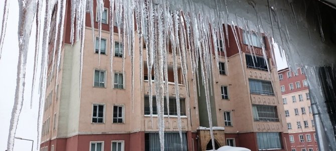Bitlis’te 248 Köy Yolu Ulaşıma Kapandı