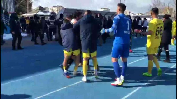 Amatör Lig’de Maç Bitti, Kavga Başladı