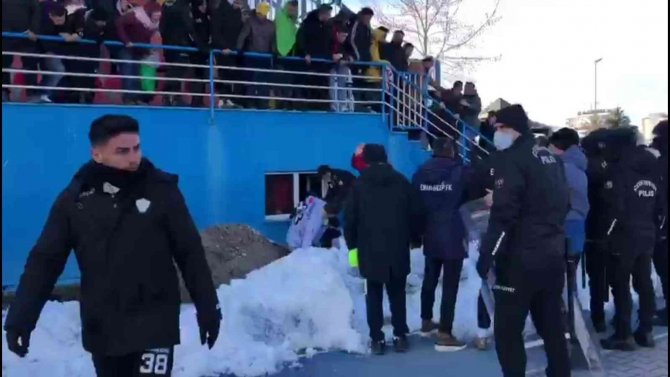 Amatör Lig’de Maç Bitti, Kavga Başladı