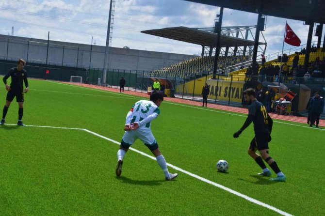 Aliağaspor Fk 3 Puanı 3 Golle Aldı