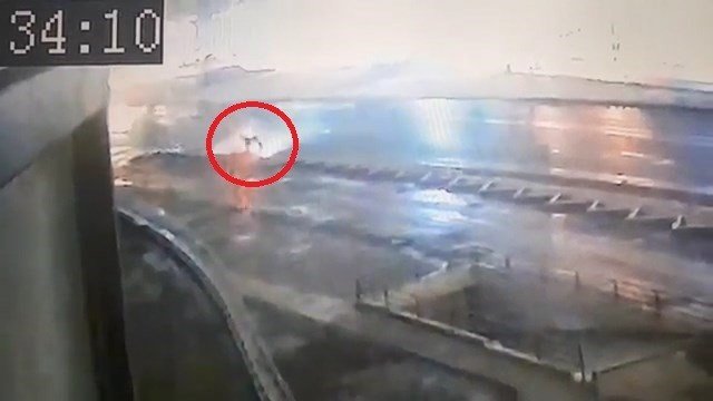Karda Takla Atan Otomobil Güvenlik Kameralarına Takıldı
