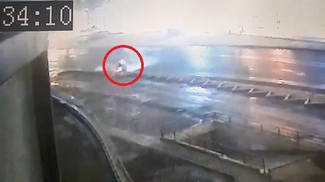 Karda Takla Atan Otomobil Güvenlik Kameralarına Takıldı