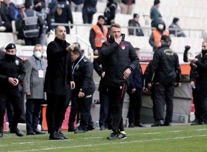 Mustafa Er: "2-3 Galibiyete İhtiyacımız Var"