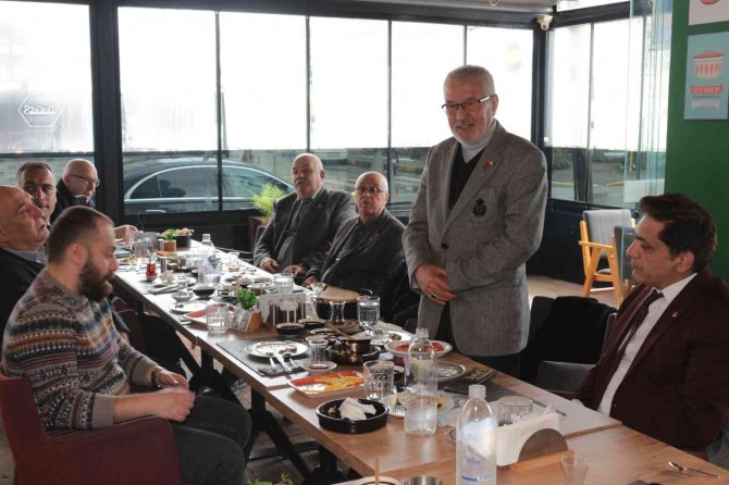 Chp’liler Şehit Aileleri Ve Gazilerle Buluştu