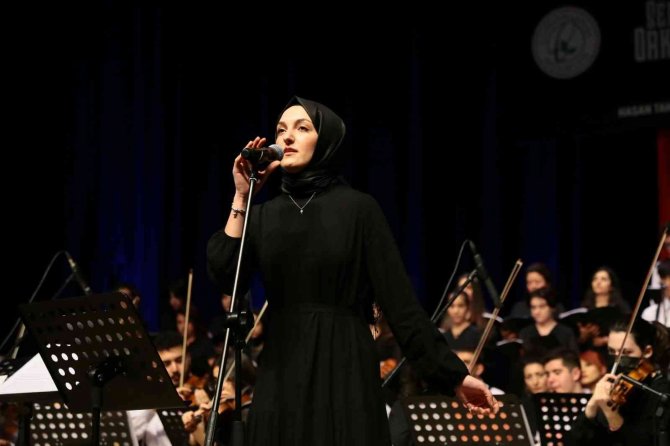Gaziosmanpaşa Senfoni Orkestrası İlk Konserini "Daha Adil Bir Dünya" Sloganıyla Gerçekleştirdi