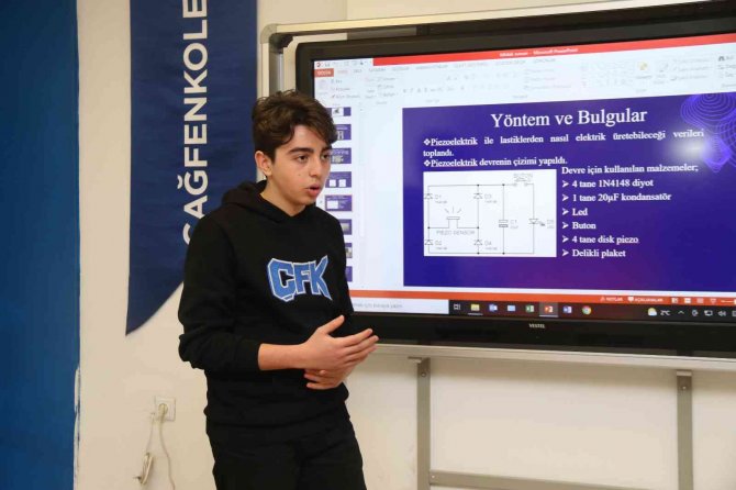 Eskişehirli Öğrenciden ‘Kendi Enerjisini Üreten Elektrikli Sandalye’ Projesi