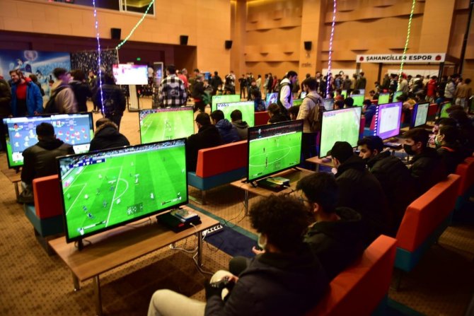 Kepez’de E-sporfest Heyecanı