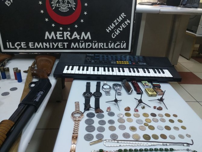 Dede Ve Babasından Kalma 700 Bin Liralık Koleksiyon Çalındı