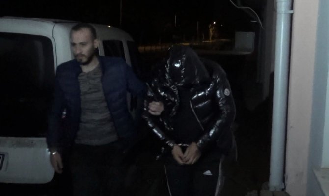 Kütahya’da Telefon Dolandırıcıları Tutuklandı