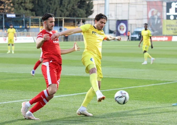 Menemenspor Çıkışa Geçti