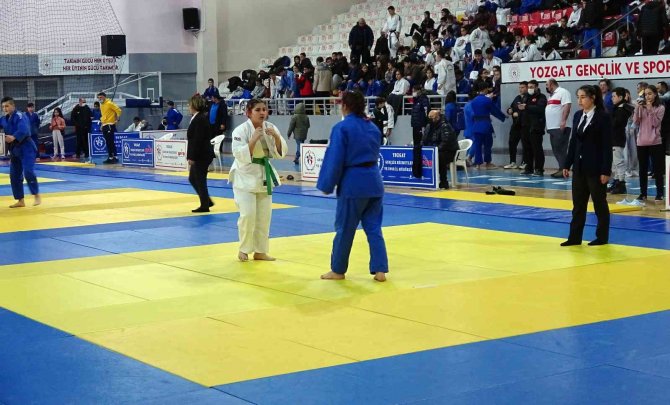 Okul Sporları Yıldızlar Judo Türkiye Şampiyonası Yozgat’ta Yapıldı