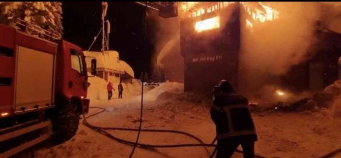 Ordu’da Turistik Otel Alevlere Teslim Oldu