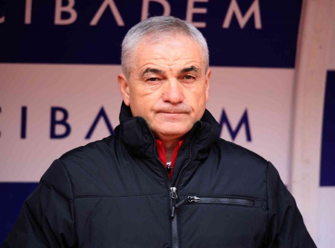 Spor Toto Süper Lig: Sivasspor: 0 - Altay: 0 (İ̇lk Yarı)