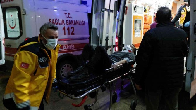 Samsun’da Alacak-verecek Kavgası: 2 Yaralı