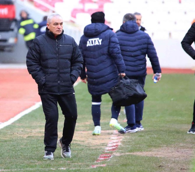Spor Toto Süper Lig: Sivasspor: 2 - Altay: 1 (Maç Sonucu)