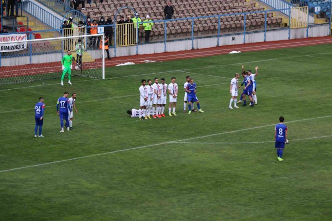 Tff 3. Lig: Kardemir Karabükspor: 0 - İ̇çel İ̇dmanyurduspor: 5