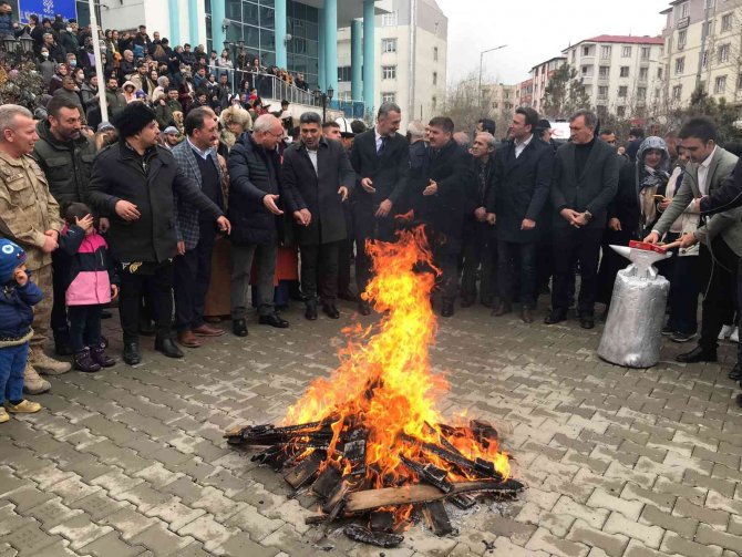 Türk Dünyası Nevruzu Iğdır’da Kutladı