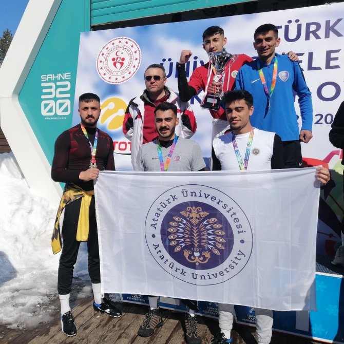 Atatürk Üniversitesi Kürsüden İnmedi: Tam 26 Madalya