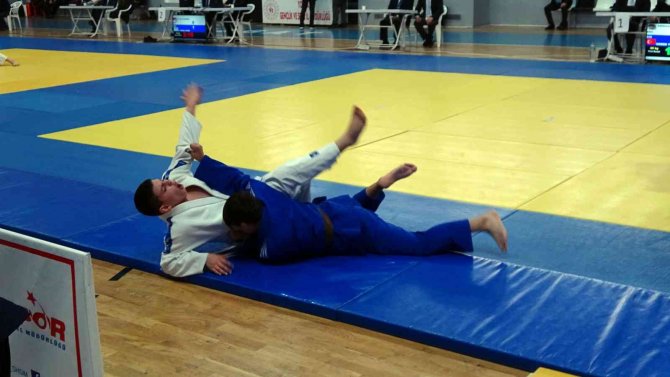 Okul Sporları Yıldızlar Judo Türkiye Şampiyonası Yozgat’ta Yapıldı