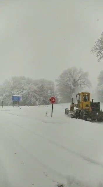 Zonguldak’ta 99 Köyün Yolu Ulaşıma Kapandı