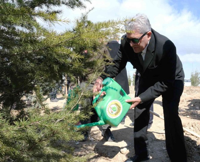 Eskişehir Osb’de Fidanlar Toprakla Buluştu