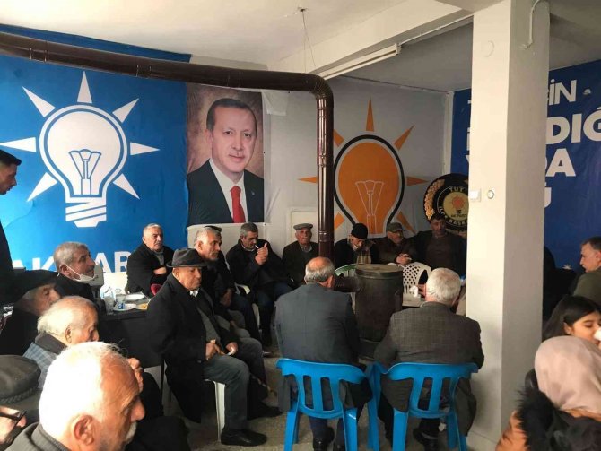 Ak Parti Tut İ̇lçe Başkanlığında İstişare Toplantısı