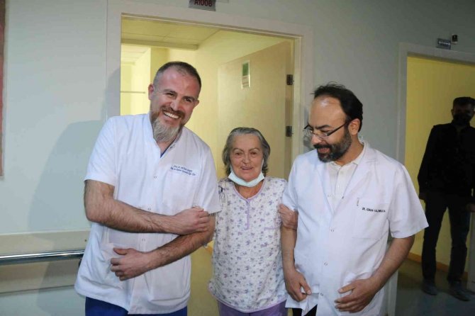 Aort Damarı Yırtılarak Balonlaşmıştı, Sağlığına Kavuştu