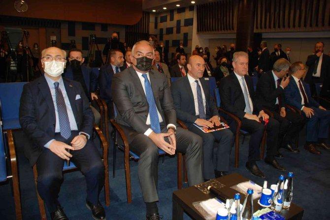 Bakan Ersoy’dan Kapsamlı Çeşme Projesi Toplantısı