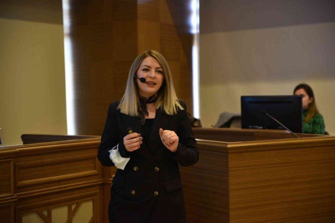 Büyükşehir’den Bağımlılıkla Mücadele Eğitimi