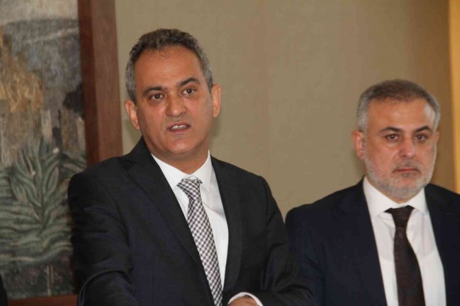 Milli Eğitim Bakanı Mahmut Özer: “364 Milyonluk Mevcut Yatırımlara İlave Olarak 1 Milyarlık Yatırımı Elazığ’a Kazandırmış Olduk”
