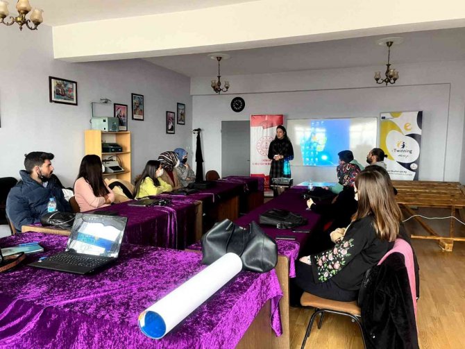Erzincan’da “Etwinning” İle Buluşmayan İlçe Kalmadı