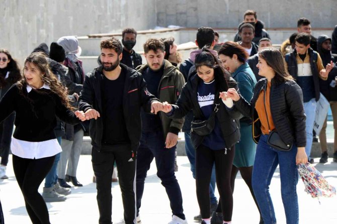 Erzincan’da Nevruz Bayramı Kutlandı