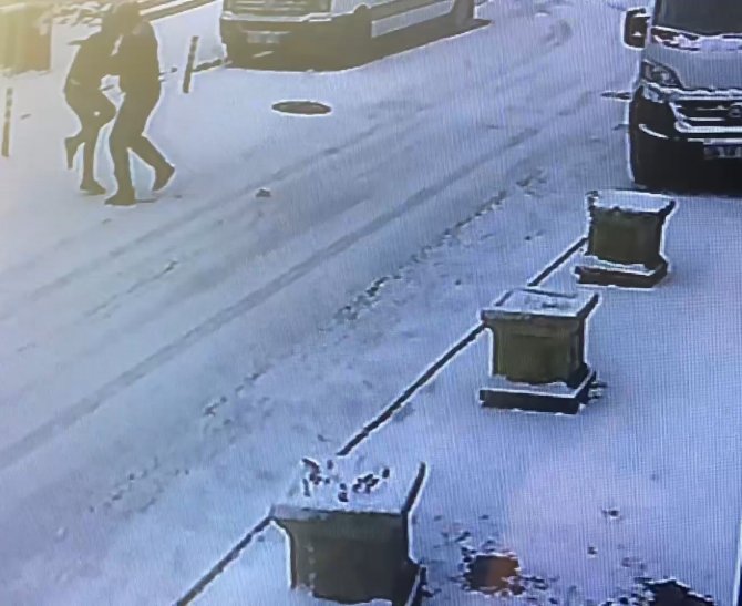 Ümraniye’de İşe Giden Genç Kalbinden Bıçaklanarak Öldürüldü
