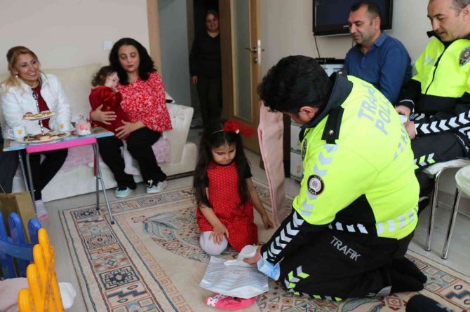 Kars Emniyet Müdürü Sağdıç’tan Aysima’ya Anlamlı Ziyaret