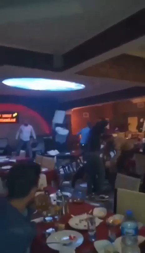 Ataşehir’de Türkü Barda Kavga: Yumruklar, Sandalyeler Havada Uçuştu