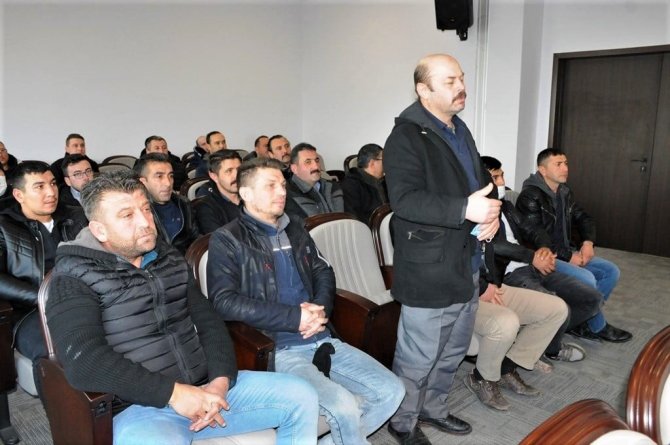 Kütahya’da İş Ve Üretim Makinesi Operatörlerine Eğitim