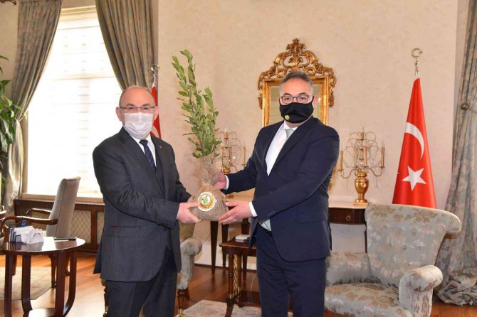 Manisa’da 7 Bin Fidan Toprakla Buluştu