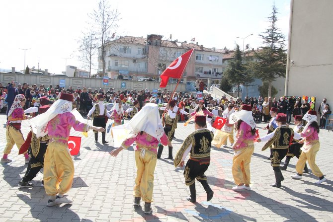 Kula’da Nevruz Bayramı Kutlandı