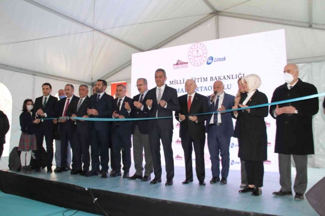 Milli Eğitim Bakanı Özer: "Son 19 Yılda Türkiye’de Eğitimde Seferberlik İlan Edildi"