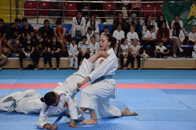 Afyonkarahisar’da ’Karate Grup Müsabakaları’ Başlıyor