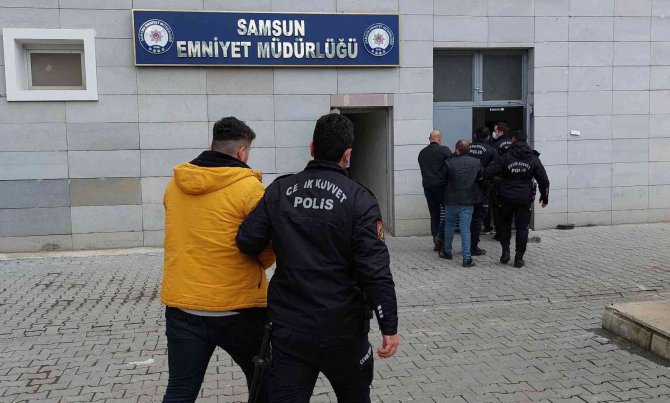 Suç Örgütü Operasyonunda Yakalanan 40 Kişinin Gözaltı Süresi Uzatıldı