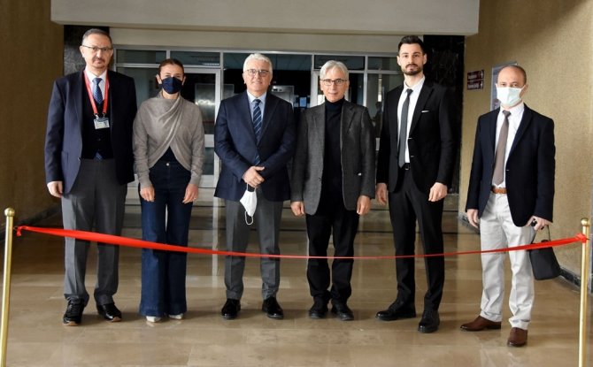 Omü Tıp Fakültesi’nde Kişisel Medikal İ̇llüstrasyon Sergisi