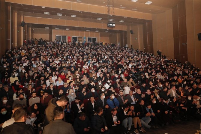 Aşık Veysel Türkülerle Anıldı