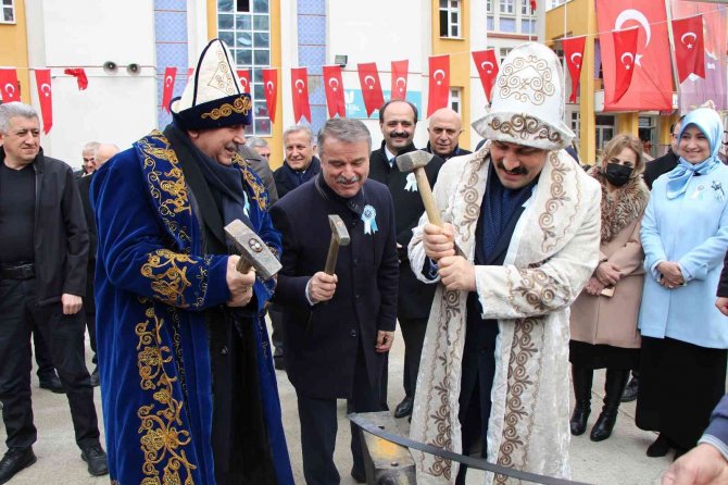 Amasya Belediye Başkanı Sarı: “Türk Bayramı Olan Nevruz’u Pkk’lılar, Vatan Hainleri Kendilerine Bayram Olarak Addettiler”