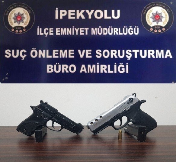 Van’da 18 Kişi Tutuklandı