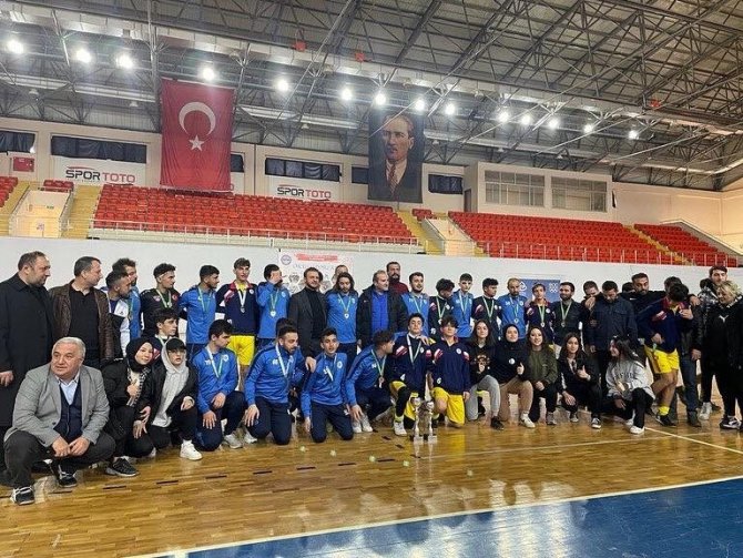 Şampiyon Pursaklar
