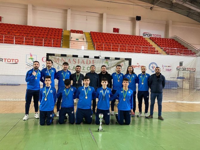 Şampiyon Pursaklar